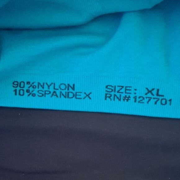 Teal Sports Bra - Picture 3 of 4